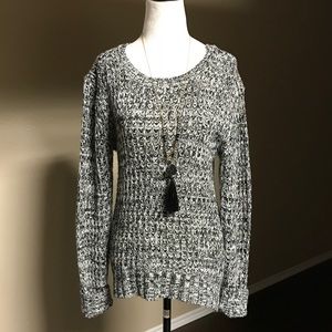 GRAY SWEATER ONLY!!! GRAY SWEATER ONLY!!!!